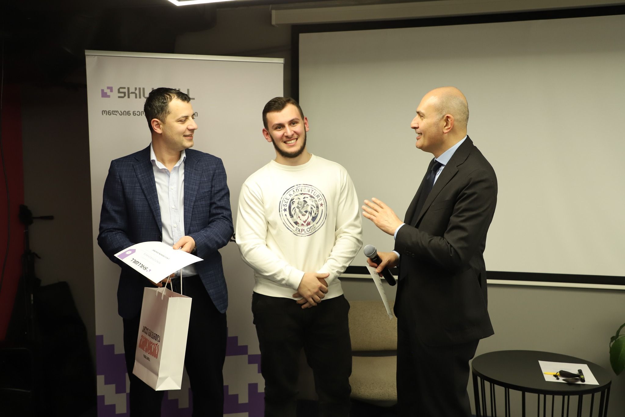 სქილვილსა და აფხაზეთის მთავრობას შორის თანამშრმოლობა გრძელდება