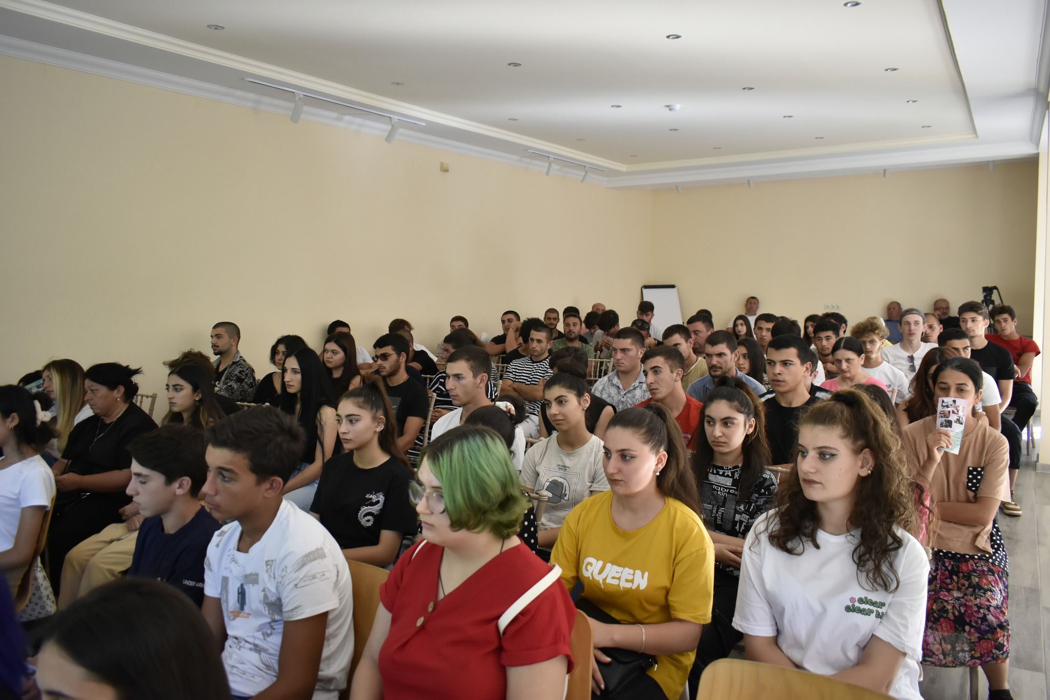 შეხვედრა ლაგოდეხში მცხოვრებ ახალგაზრდებთან